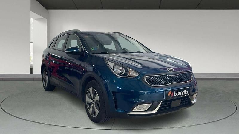 Usado Kia Niro 141 CV (103 kW) 2018 Azul SUV