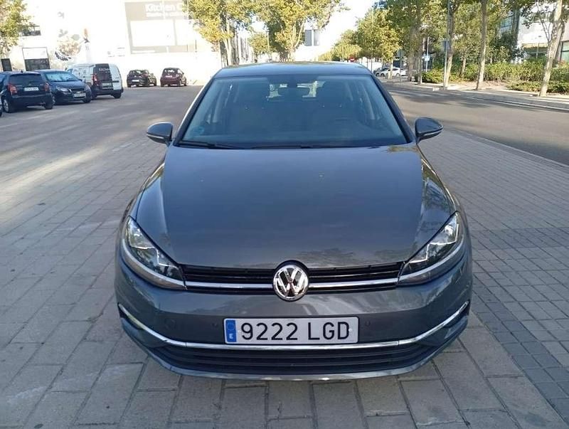 Gris Usado 2021 VW Golf VIII Edition Utilitario | 15.900 € (Buen precio) - Imagen 1/4