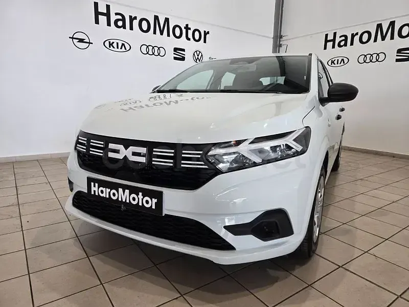Usado Dacia Sandero Essentiel 101 CV (74 kW) 2024 Blanco Berlina