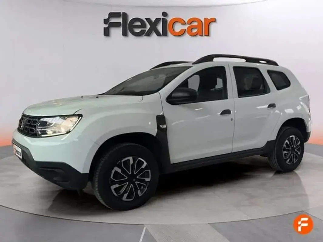 Usado Dacia Duster Acces 91 CV (66 kW) 2021 Blanco SUV