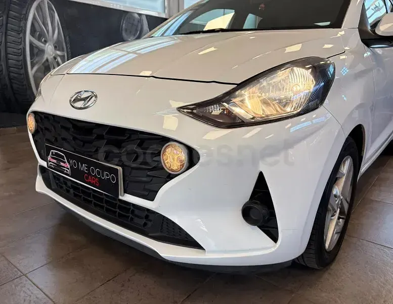 Usado Hyundai i10 67 CV (49 kW) 2022 Blanco Utilitario