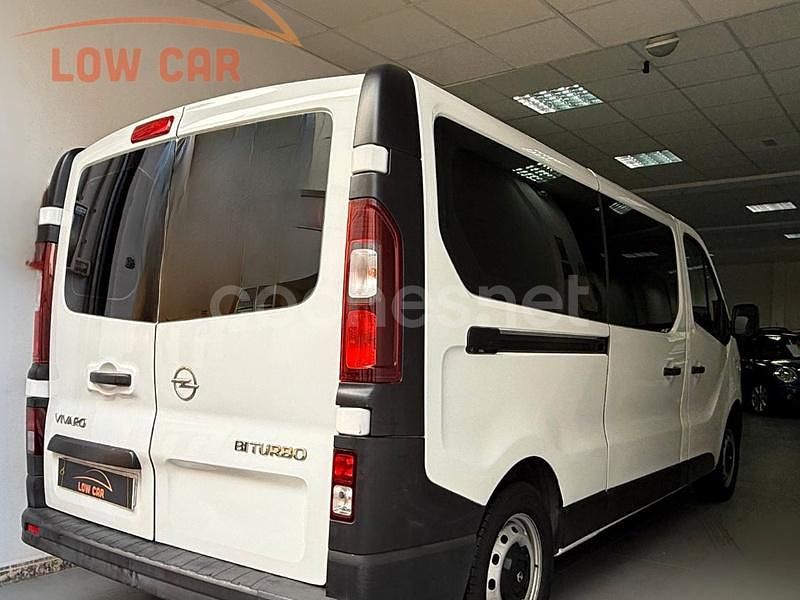 Usado Opel Vivaro 125 CV (91 kW) 2017 Blanco Monovolumen
