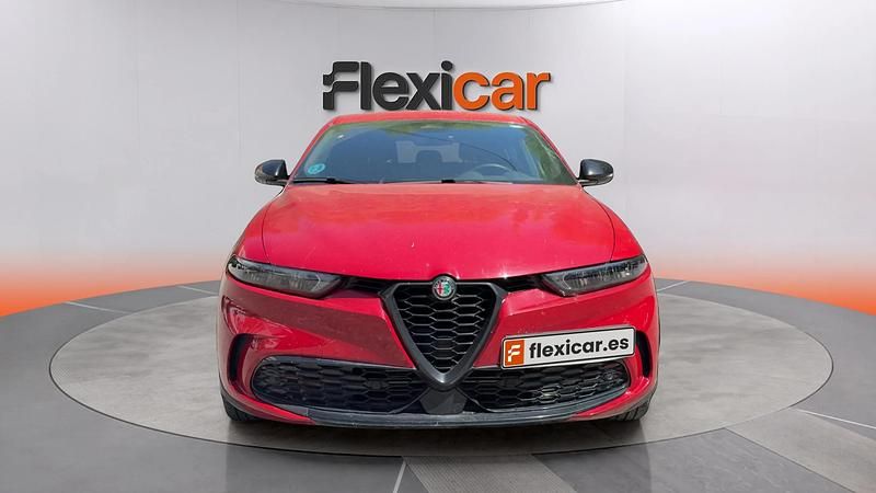 Usado Alfa Romeo Tonale Sprint 131 CV (96 kW) 2022 Rojo SUV
