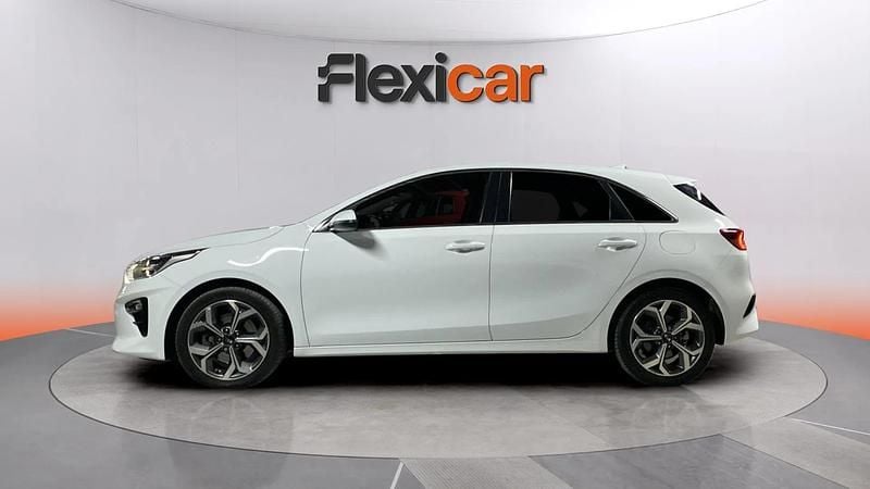 Usado Kia Ceed 115 CV (84 kW) 2020 Blanco Utilitario