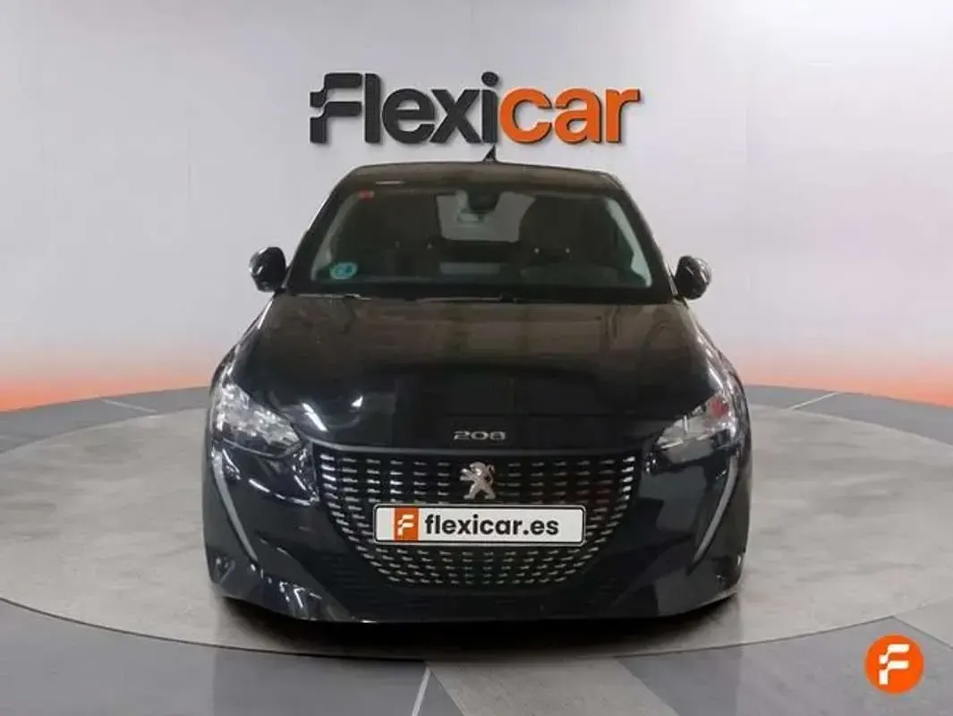 Usado Peugeot 208 Active 101 CV (74 kW) 2019 Negro Utilitario