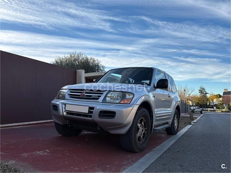 Usado Mitsubishi Montero 165 CV (121 kW) 2001 Gris / plata SUV