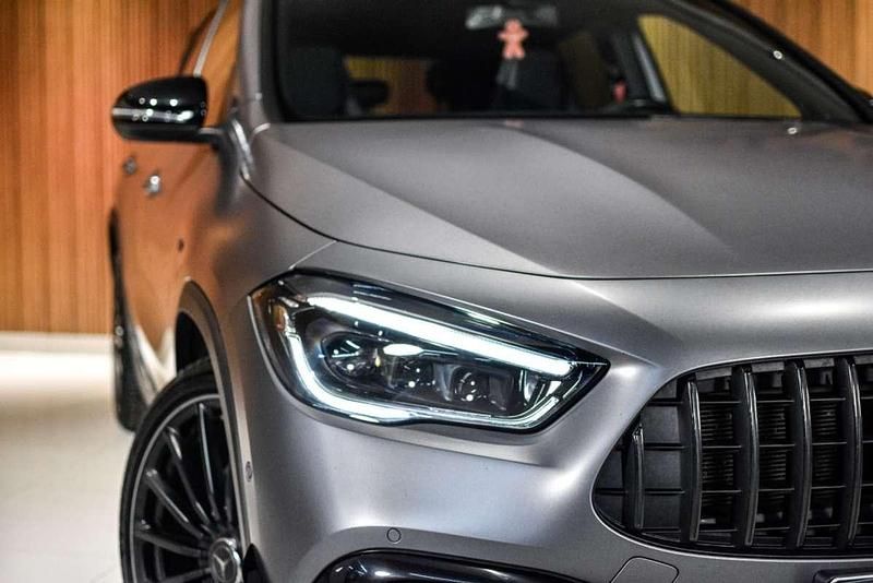 Usado Mercedes GLA45 AMG AMG 421 CV (309 kW) 2021 Gris SUV