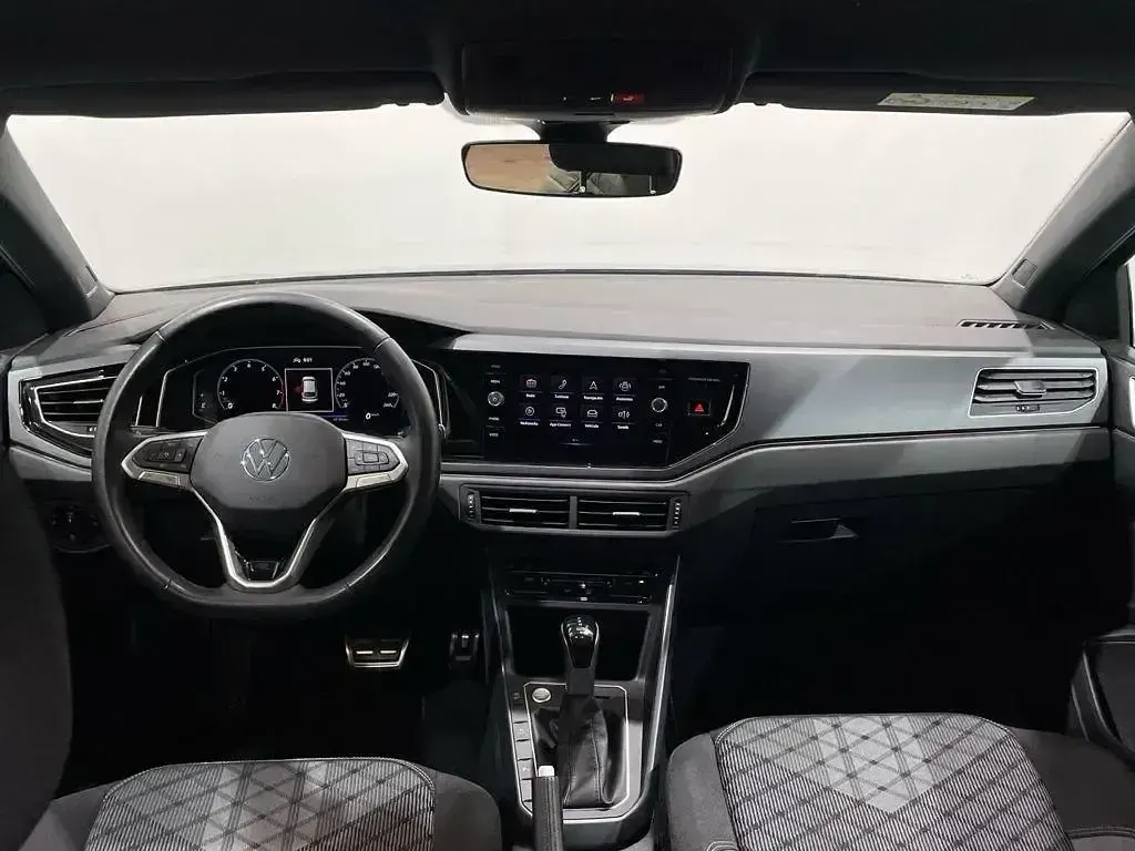 Usado VW Taigo R-line 150 CV (110 kW) 2022 Gris SUV