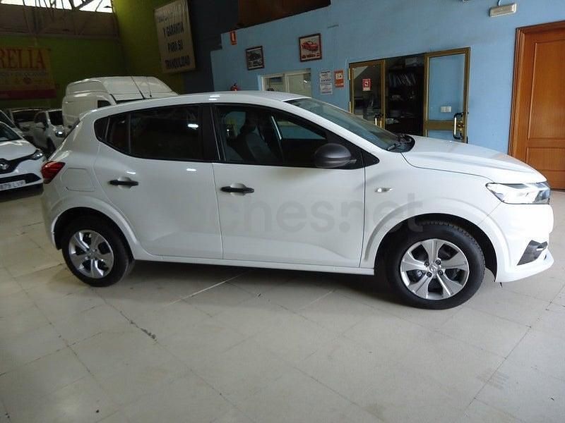 Usado Dacia Sandero Essentiel 90 CV (66 kW) 2021 Blanco Berlina