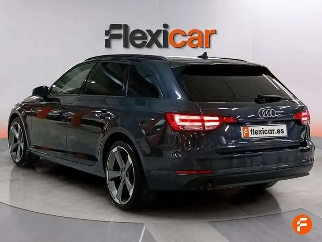Usado Audi A4 150 CV (110 kW) 2016 Negro Berlina