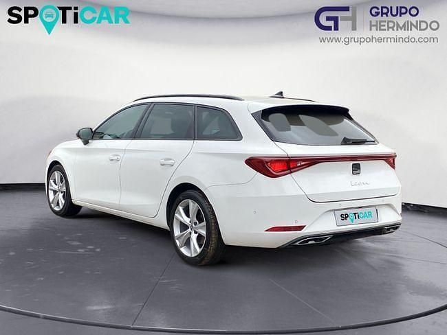 Usado Seat Leon FR 150 CV (110 kW) 2022 Blanco