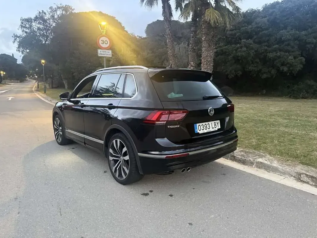 Usado VW Tiguan Sport 150 CV (110 kW) 2019 Negro SUV