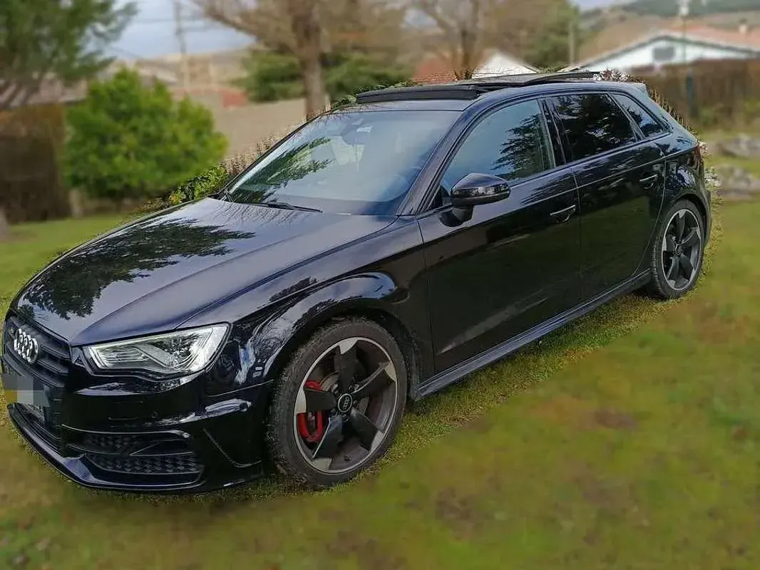 Usado Audi RS3 Sportback Premium 367 CV (269 kW) 2015 Negro Utilitario