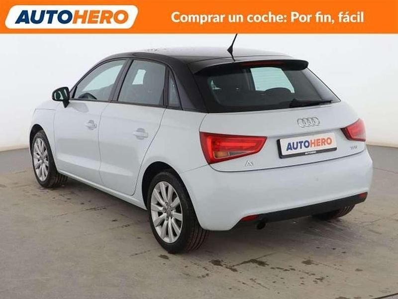 Usado Audi A1 Attraction 86 CV (63 kW) 2013 Blanco Utilitario