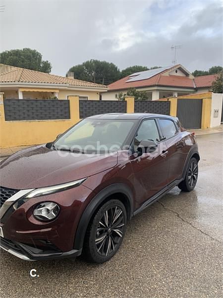 Usado Nissan Juke 114 CV (83 kW) 2022 Granate SUV