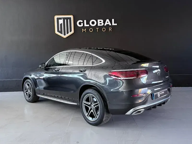 Usado Mercedes GLC220 194 CV (142 kW) 2021 Gris / plata SUV