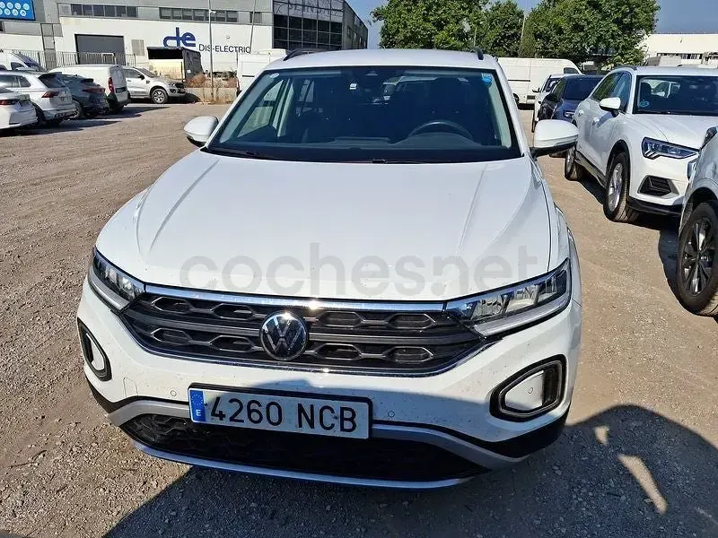 Usado VW T-Roc 150 CV (110 kW) 2025 Blanco SUV