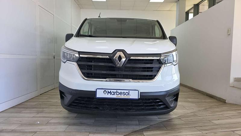 Usado Renault Trafic 150 CV (110 kW) 2023 Blanco Monovolumen