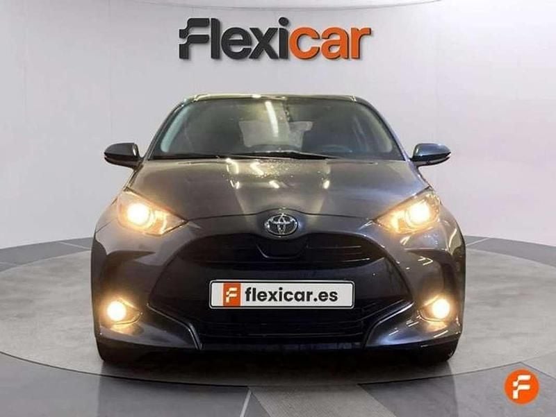 Gris Usado 2024 Toyota Yaris Edition Berlina | 16.290 € (Super precio) - Imagen 1/4