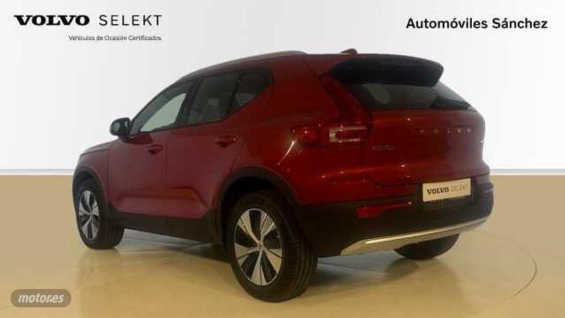 Nuevo Volvo XC40 Core 2025 Rojo SUV