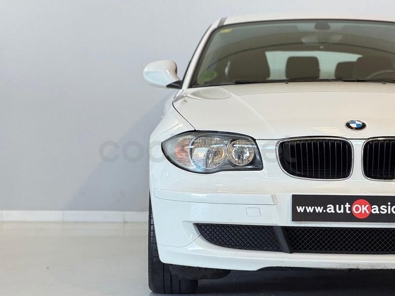 Usado BMW 116 Comfort Edition 122 HP (89 kW) 2011 Branco Citadino