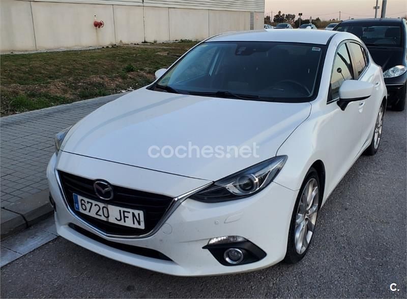 Blanco Usado 2015 Mazda 3 Luxury Berlina | 7500 € (Super precio) - Imagen 1/4