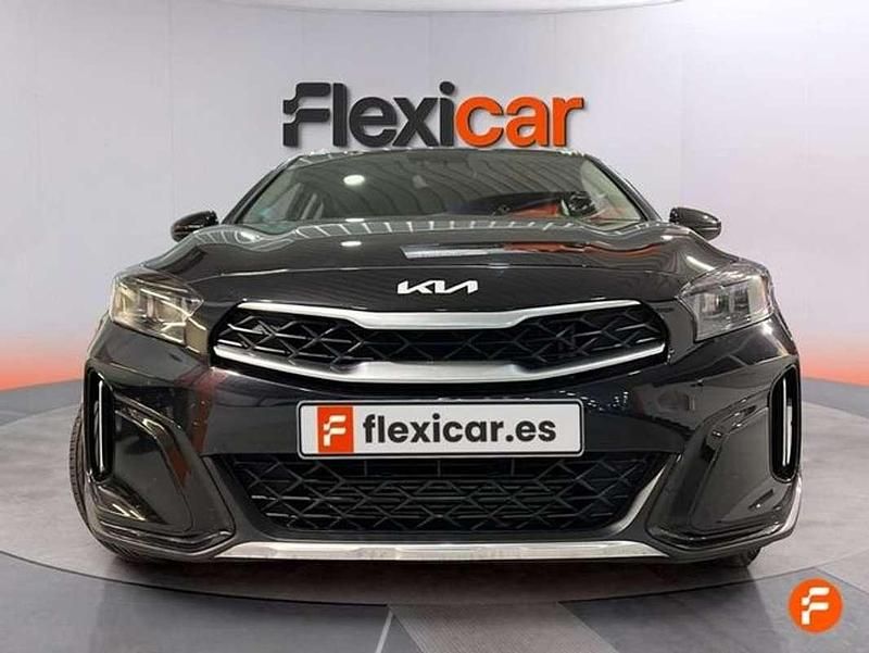 Usado Kia XCeed 120 CV (88 kW) 2023 Negro SUV