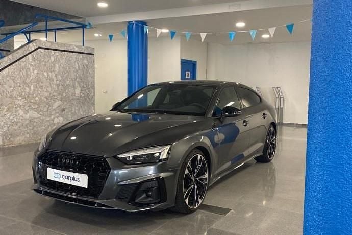 Usado Audi A5 Sportback 163 CV (119 kW) 2023 Gris Utilitario