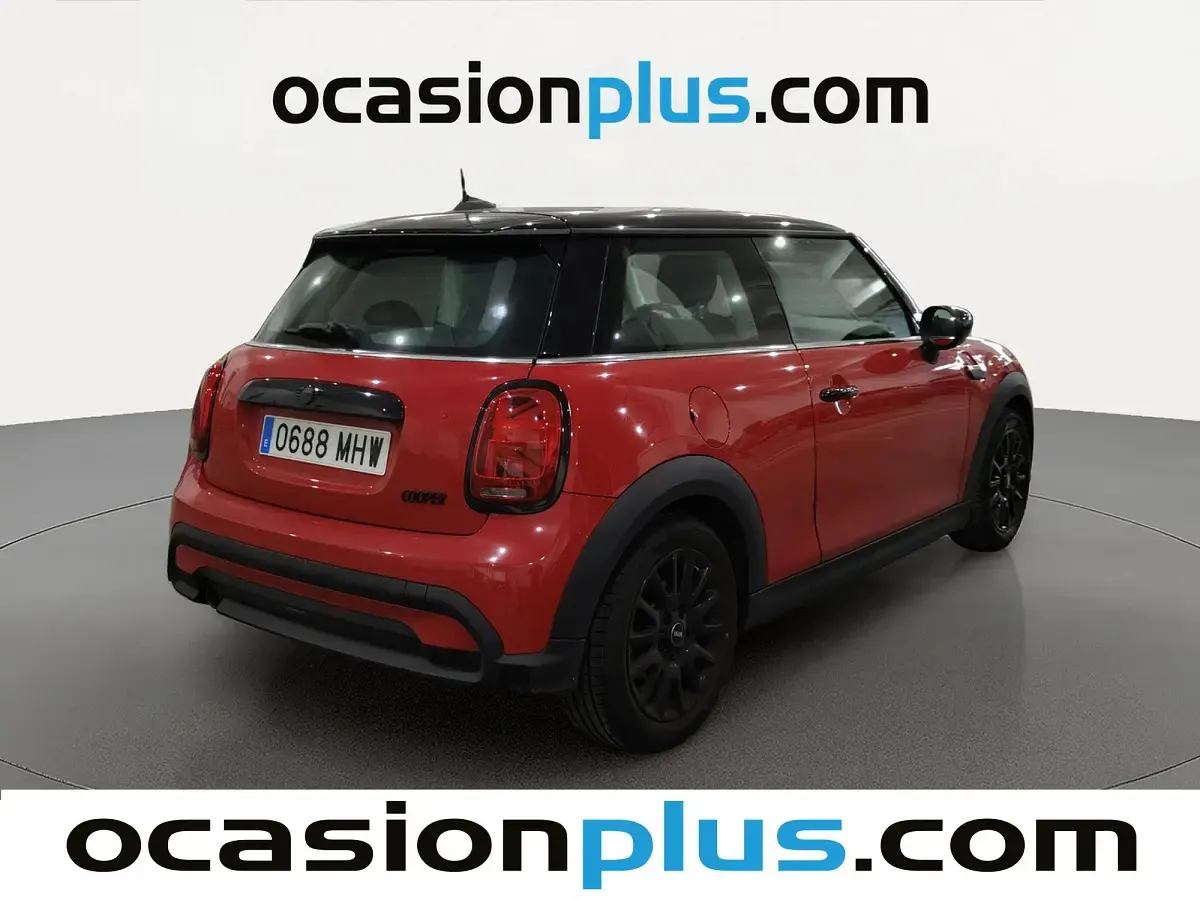 Usado Mini Cooper 136 CV (100 kW) 2023 Rojo Utilitario