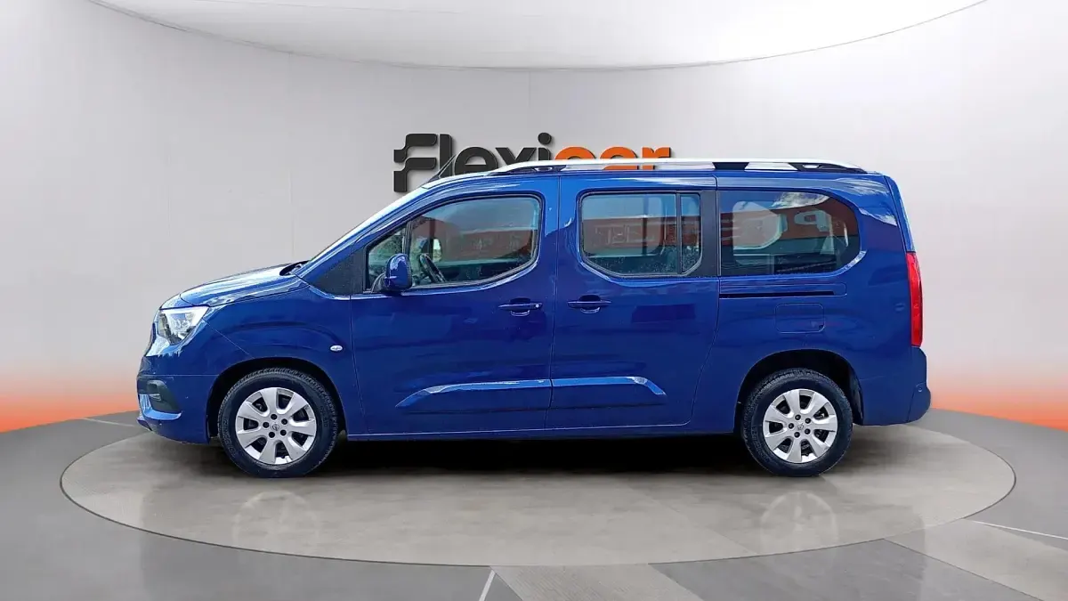 Usado Opel Combo Life XL S 131 CV (96 kW) 2019 Azul Monovolumen