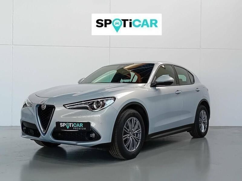 Gris Usado 2022 Alfa Romeo Stelvio Super SUV | 30.900 € (Un poco caro) - Imagen 1/4