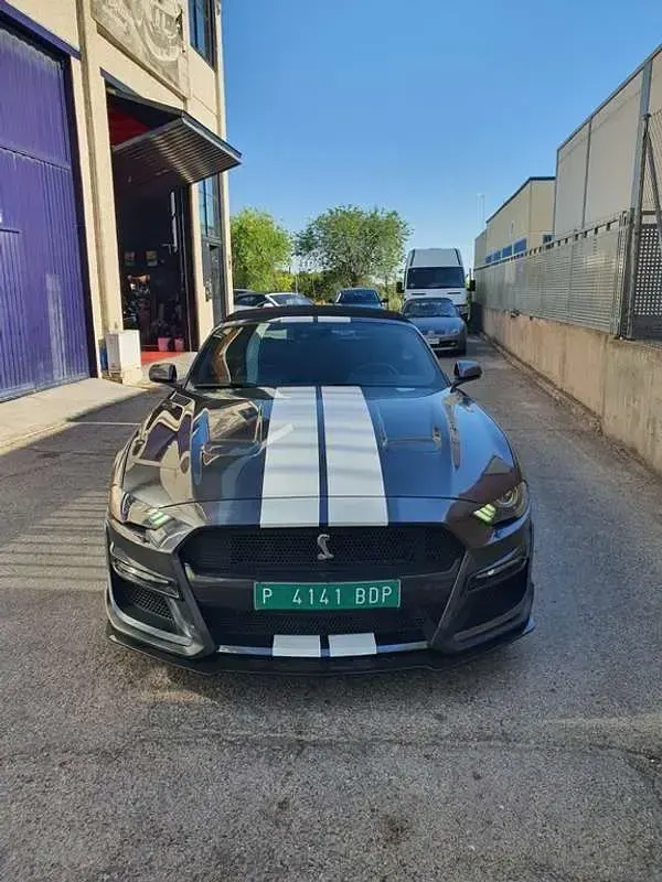 Usado Ford Mustang GT 449 CV (330 kW) 2020 Gris Descapotable