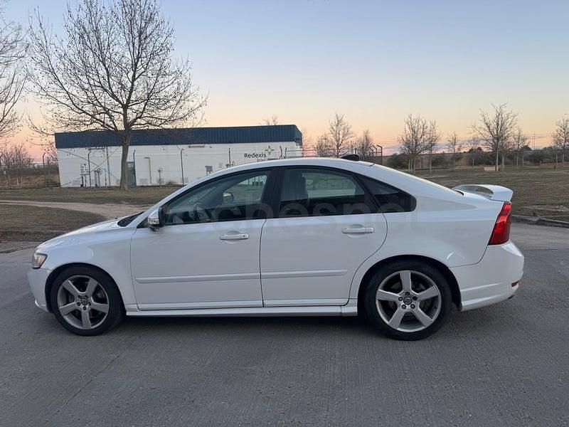 Usado Volvo S40 R-Design 177 CV (130 kW) 2011 Blanco Berlina