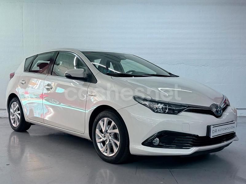 Blanco Usado 2017 Toyota Auris Hybrid Advance Berlina | 14.100 € (Precio justo) - Imagen 1/4
