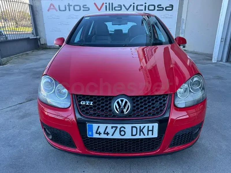 Usado VW Golf IV GTI 200 CV (147 kW) 2005 Rojo Berlina