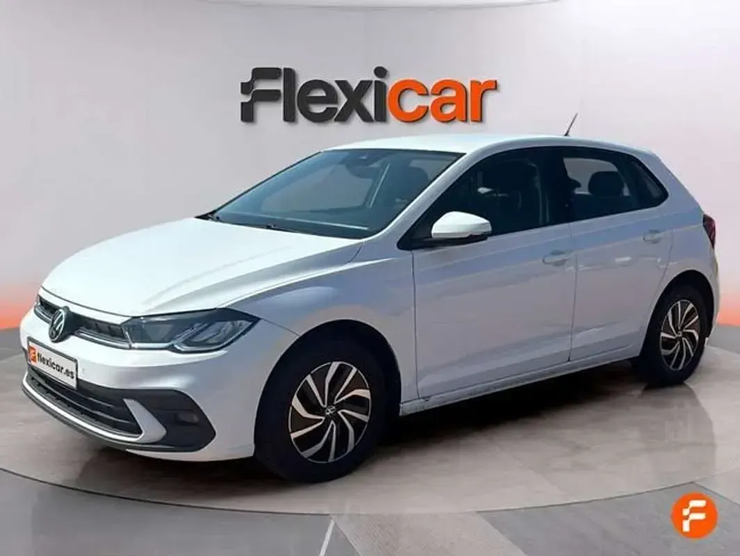 Usado VW Polo Life 95 CV (69 kW) 2023 Blanco Utilitario