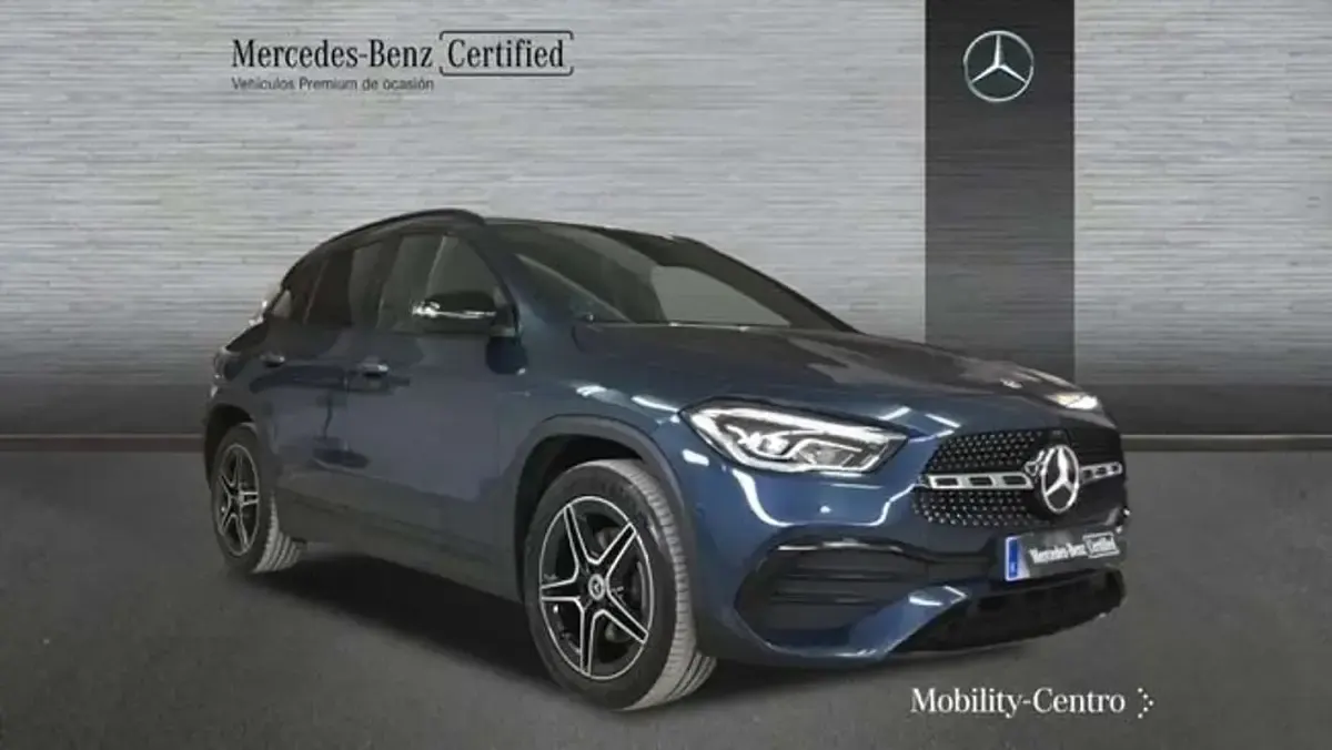 Usado Mercedes GLA250 218 CV (160 kW) 2020 Azul SUV