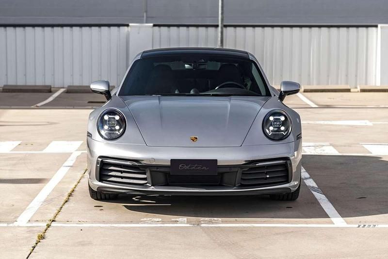 Usado Porsche 911 Carrera 385 CV (283 kW) 2024 Gris Coupe