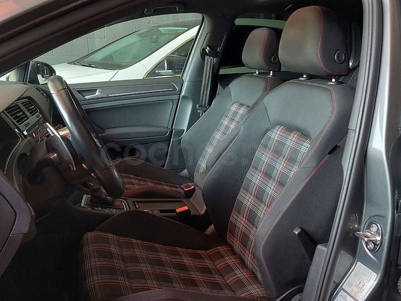 Usado VW Golf VII GTI 245 CV (180 kW) 2019 Gris / plata Berlina