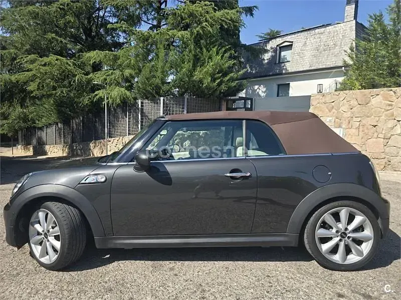 Usado Mini Cooper SD Cabriolet 143 CV (105 kW) 2011 Negro Descapotable