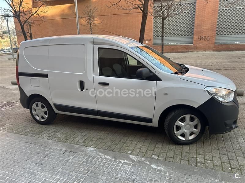 Usado Dacia Dokker Ambiance 90 CV (66 kW) 2016 Blanco Monovolumen
