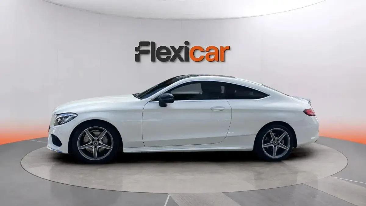 Usado Mercedes C220 170 CV (125 kW) 2017 Blanco Coupe