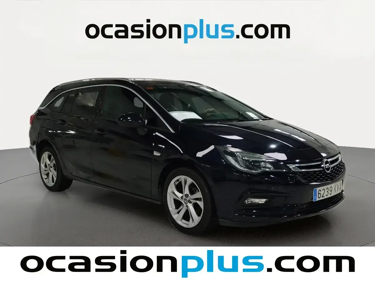 Usado Opel Astra Dynamic 125 CV (91 kW) 2019 Azul Familiar