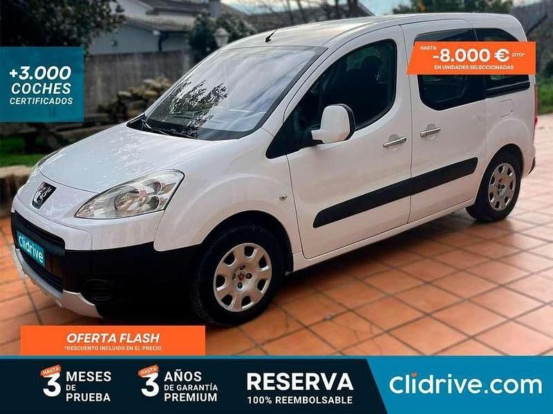 Usado Peugeot TePee Outdoor 92 CV (67 kW) 2008 Blanco Van