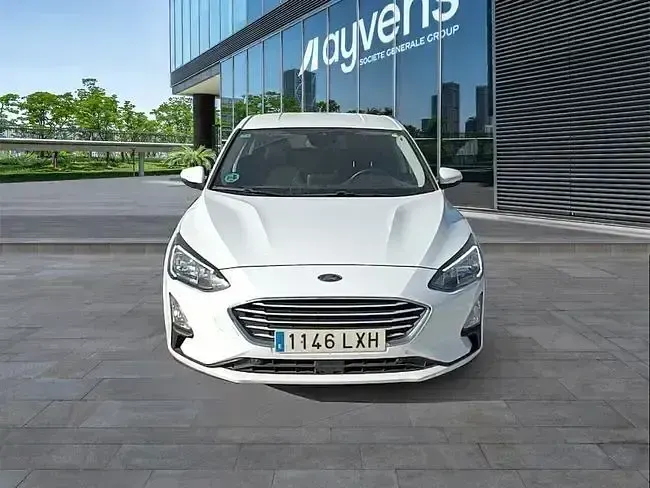 Usado Ford Focus Trend+ 120 CV (88 kW) 2022 Blanco Utilitario
