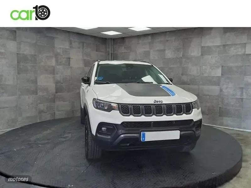 Usado Jeep Compass Trailhawk 240 CV (176 kW) 2022 Blanco SUV