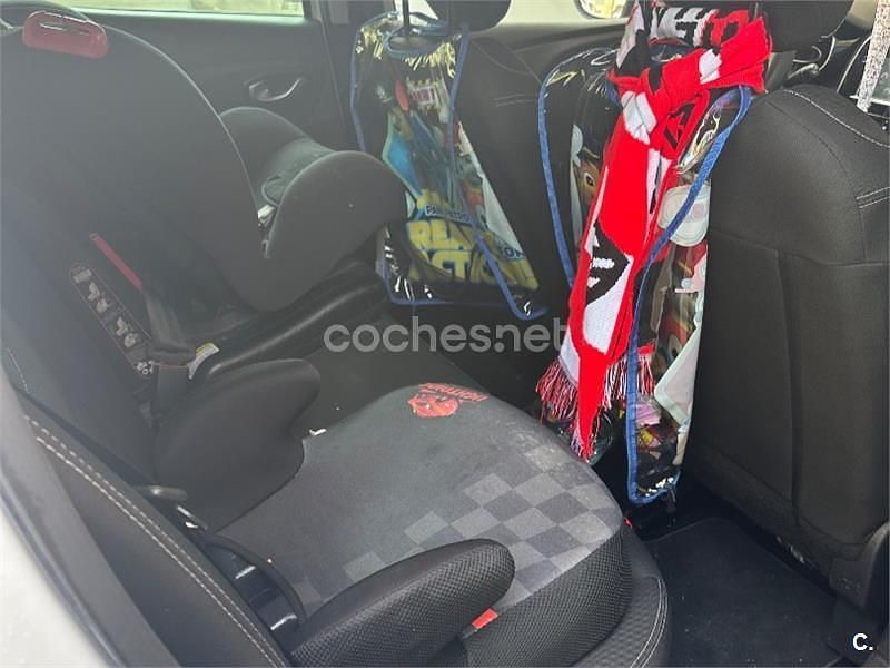 Negro Usado 2017 Renault Clio IV LIMITED Berlina | 8200 € (Buen precio) - Imagen 1/4