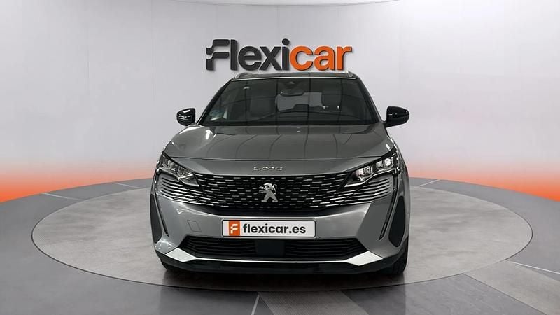 Usado Peugeot 5008 Active 136 CV (100 kW) 2024 Gris SUV