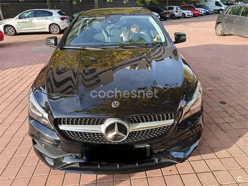 Usado Mercedes CLA220 177 CV (130 kW) 2018 Negro Berlina