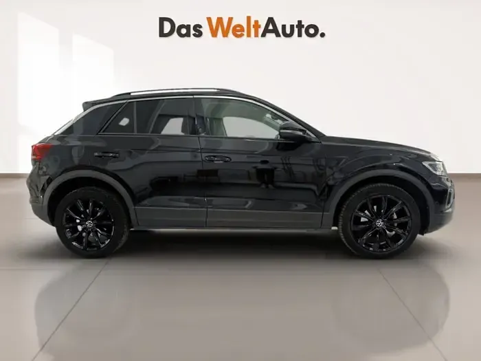 Usado VW T-Roc 115 CV (84 kW) 2023 Negro SUV